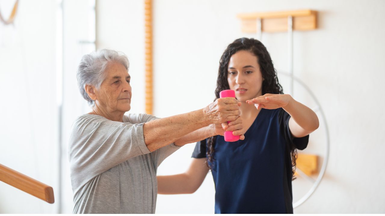 Osteoarthritis Physical Therapy with therapist